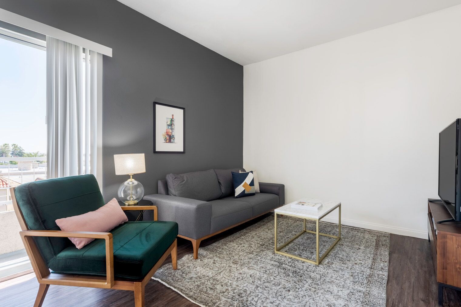 Central Hollywood 1BR w/ Gym + Pool, next to Sunset Blvd by Blueground
