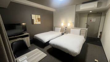 高級雙床房, 非吸煙房 | 書桌、免費 Wi-Fi、床單