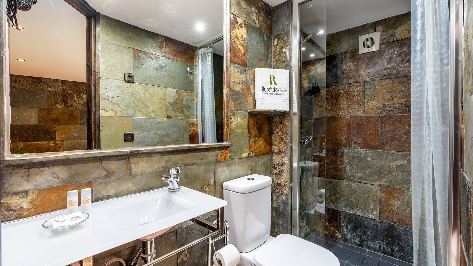 Een douche, een haardroger