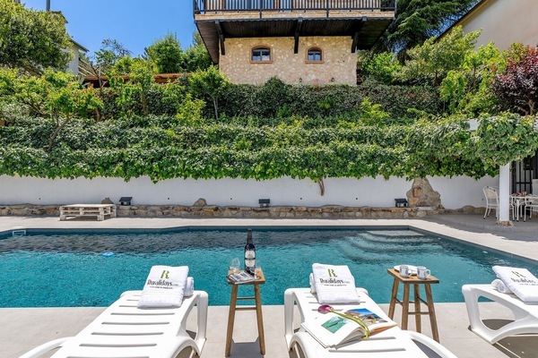 Green Peaks Country House La Zubia by Ruralidays