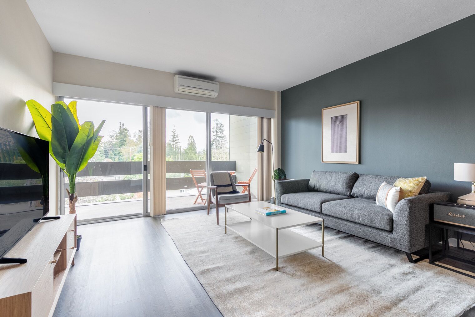 Airy Palo Alto 1BR w/ Pool, Fitness Center, nr. SU, by Blueground