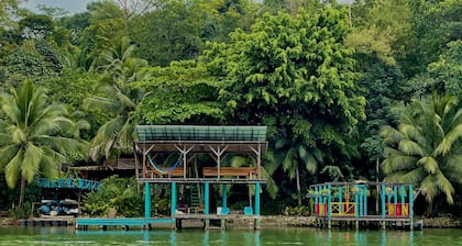 Palmeras del Río Hotel