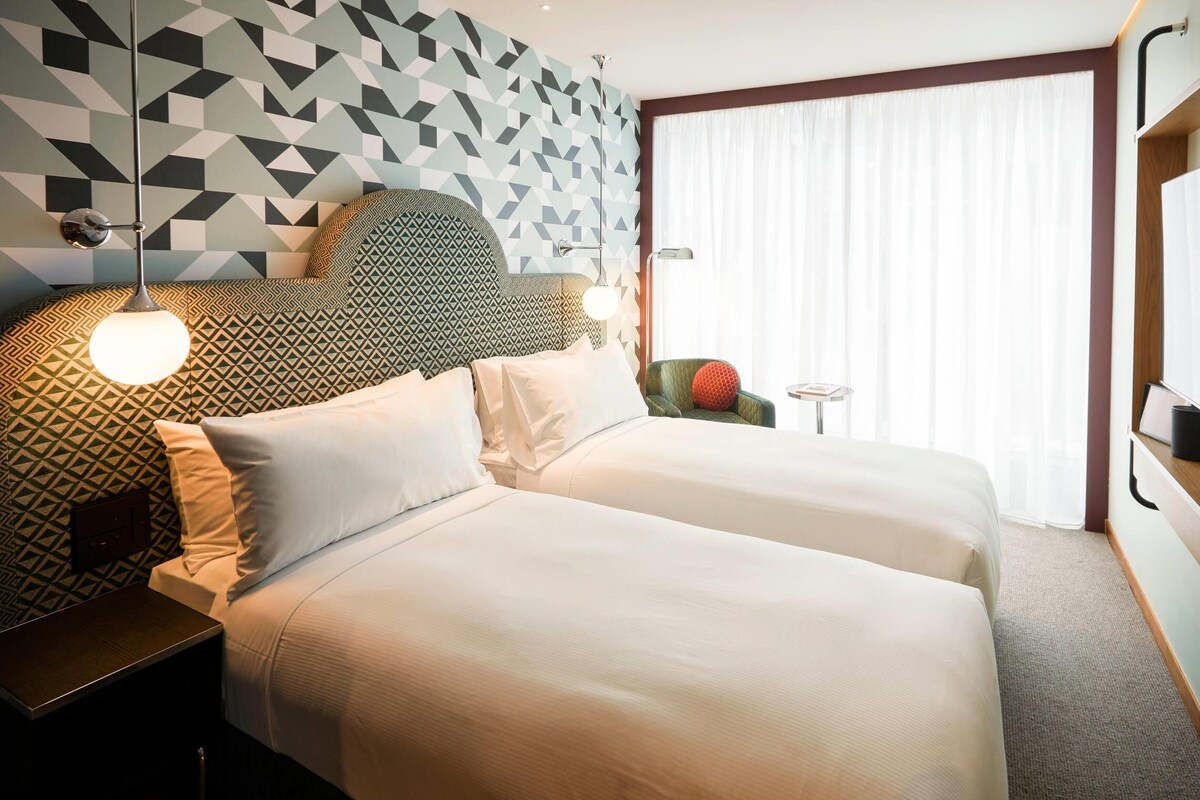 Surmatelas, coffres-forts dans les chambres, rideaux occultants