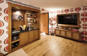 Suite, 1 King Bed (Rock Star) | Living area | 40-inch Smart TV with digital channels, TV, iPod dock - Ovolo Melbourne South Yarra, a Wyndham Hotel (South Yarra)