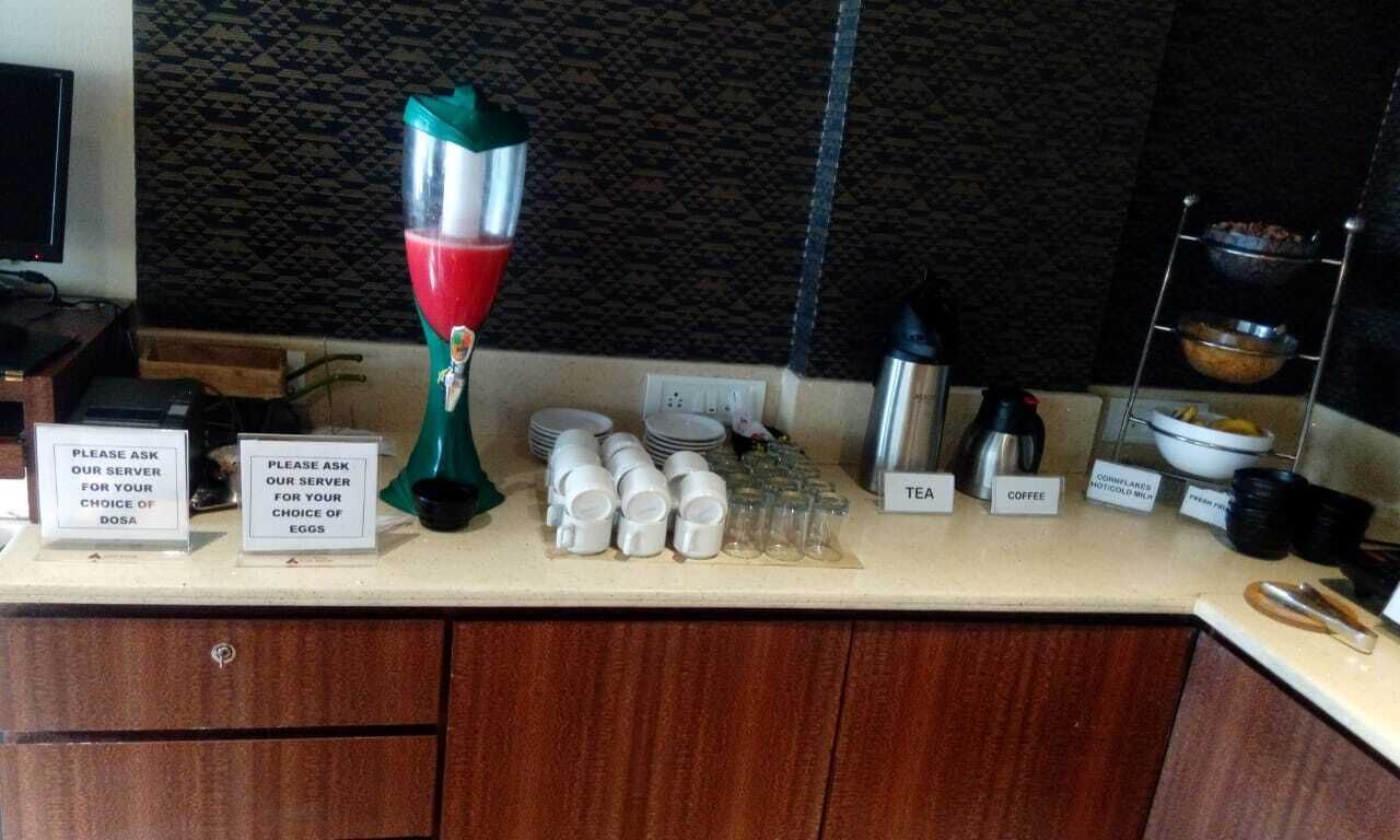 Daily buffet breakfast for a fee