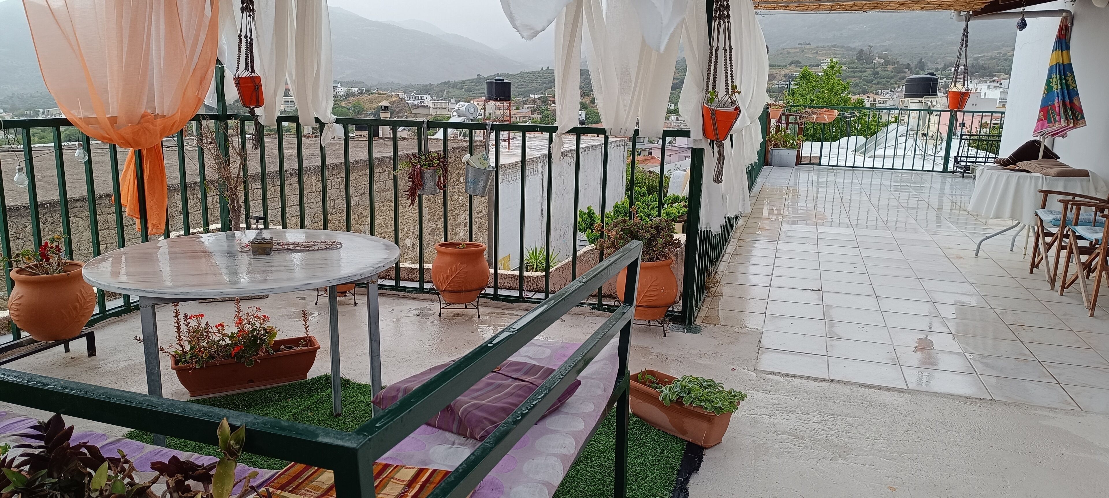 تناول الطعام بالخارج