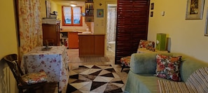 Living area - A cozy home away home. (Zaros)