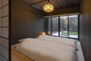 트래디셔널 하우스, 침실 2개, 주방, 정원 전망 (Sanjusangendo Yoinotake) | 2 개의 침실, 객실 내 금고, 각각 다른 스타일의 인테리어, 각각 다르게 가구 비치