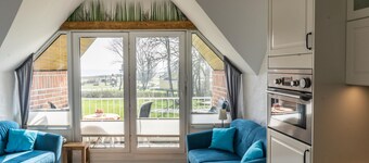 Baltic Sea view - 1st floor, balcony, shower, washing machine, swimming pool, infrared cabin