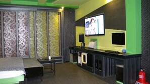 Superior Room | Free WiFi, bed sheets - Hotel Lesign (Busan)