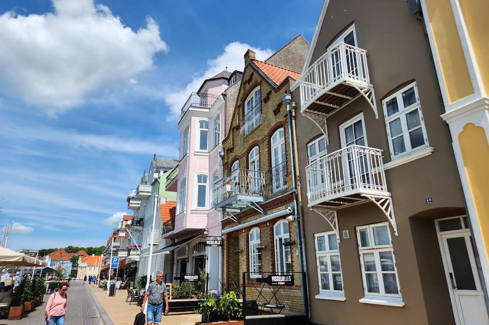 Harbour Walk