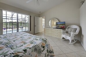 3 bedrooms, iron/ironing board, WiFi, bed sheets - Endless Summer | Pool | 3 Bed, 2 Bath (Port Charlotte)