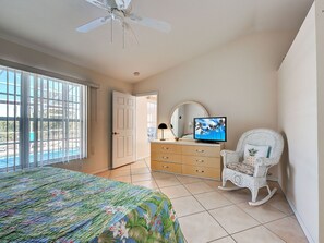 3 bedrooms, desk, iron/ironing board, free WiFi