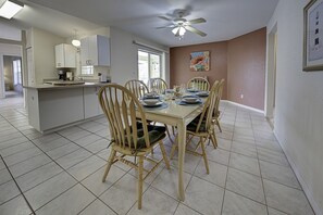 Dining - Endless Summer | Pool | 3 Bed, 2 Bath (Port Charlotte)