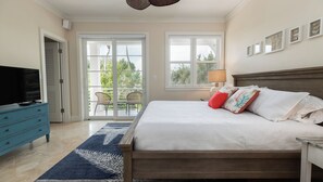 4 bedrooms, desk, iron/ironing board, travel crib