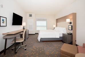1 bedroom, premium bedding, desk, laptop workspace - Holiday Inn Glendale - Stadium & Ent Dist by IHG (Glendale)