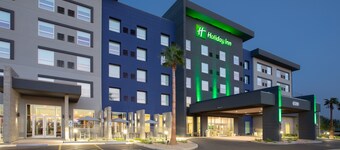 格蘭岱爾 IHG 旗下飯店假日飯店 - 體育場及娛樂區