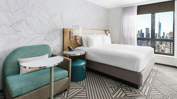 Studio, 1 King-Bett, Stadtblick | Zimmersafe, Schreibtisch, laptopgeeigneter Arbeitsplatz