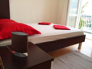 1 bedroom, internet, bed sheets - Rooms Anka, (16432), Dubrovnik, hr (Dubrovnik)