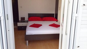1 chambre, accès Internet, draps fournis