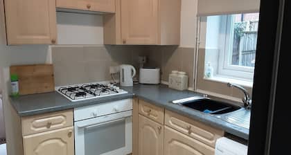 Chester 3 Bedroom House 4th Room to Sleep 7 Total