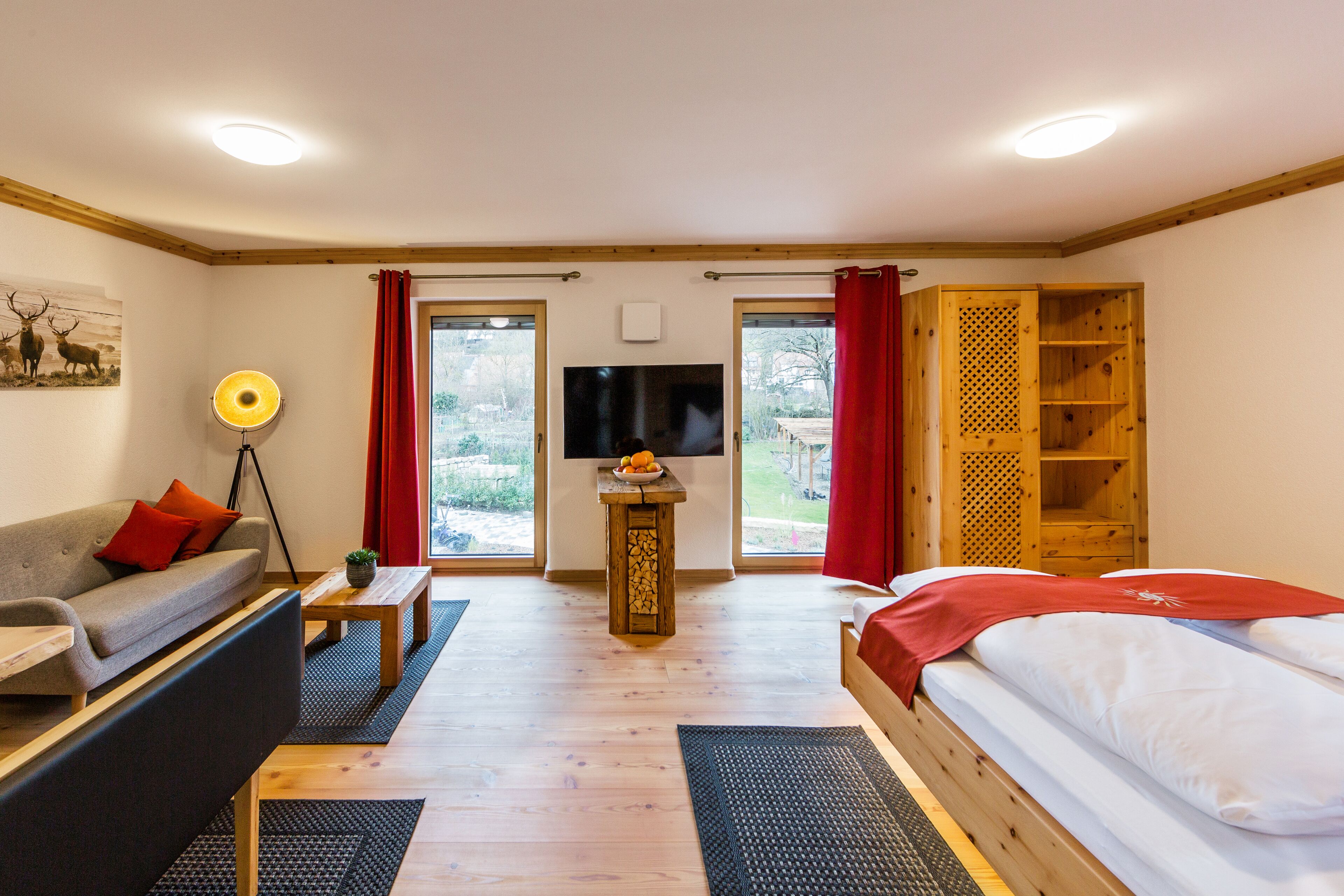 Comfort-Apartment | 1 Schlafzimmer, Zimmersafe, individuell dekoriert