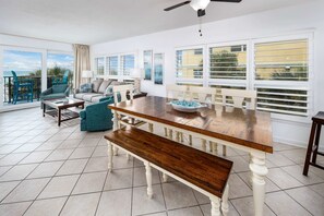 Interior - Sea Oats 301 Gulf front condo (Fort Walton Beach)