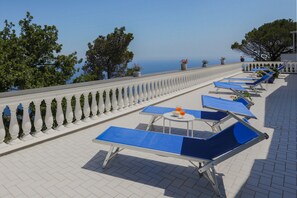 Sun deck - Luxury Family Amalfi Coast Villa (Piano di Sorrento)