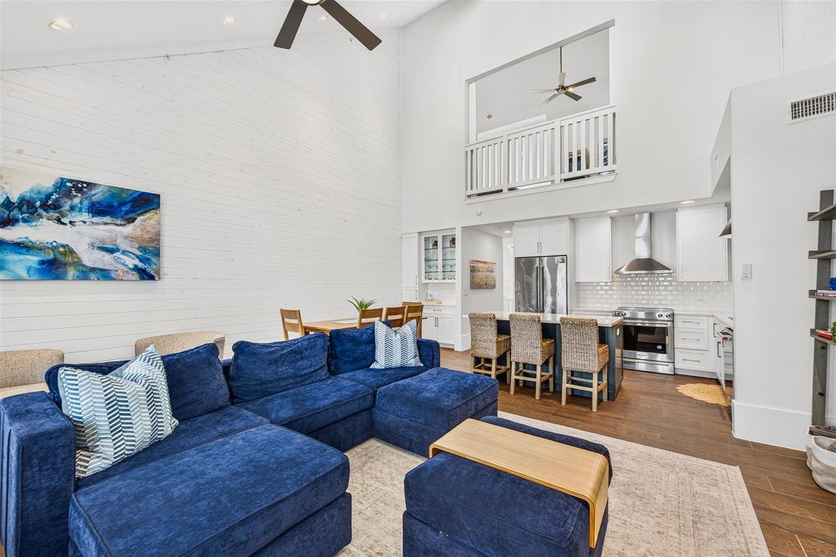 Primary Living Room, 3rd Floor