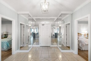 3 Schlafzimmer, Bügeleisen/Bügelbrett, kostenloses WLAN, Bettwäsche