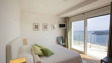 4 habitaciones, cuna de viaje, wifi gratis y ropa de cama