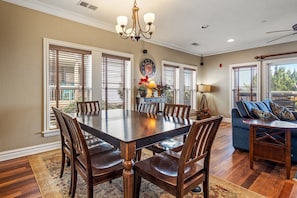 Dining - CSC2R- Dolphin's Den by First Flight Rentals (Kill Devil Hills)