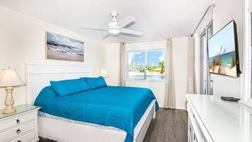 2 bedrooms, iron/ironing board, travel crib, free WiFi