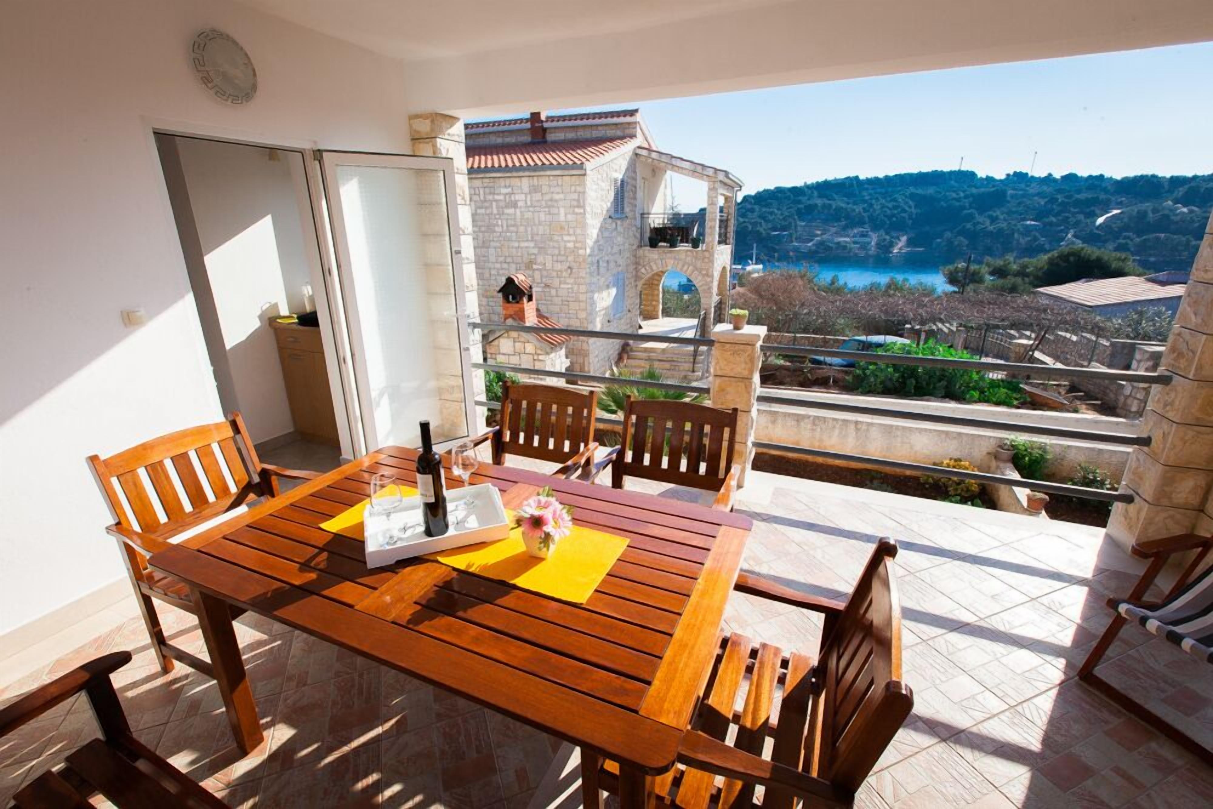 Apartment (Two Bedroom Apartment -Terrace and Se) | Terrace/patio