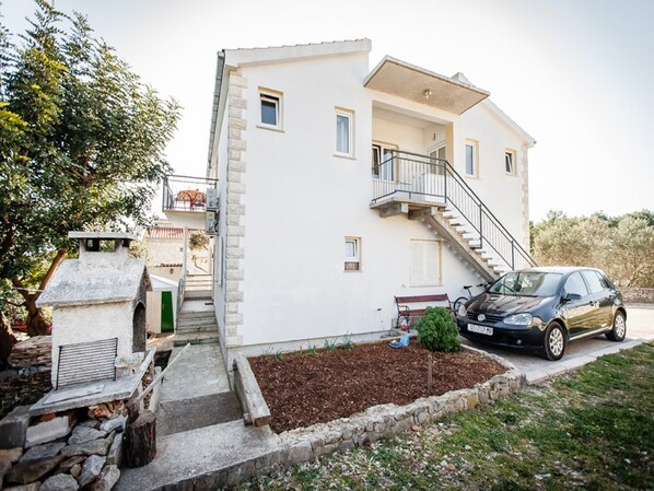 公寓 (Two Bedroom Apartment with Terrace - ) | 外观