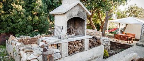 Departamento (Two Bedroom Apartment -Terrace and Se) | Área de parrilladas y picnic