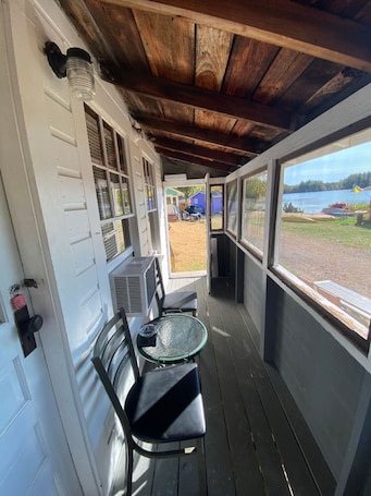 Dining. Lakefront Yellow Cottage