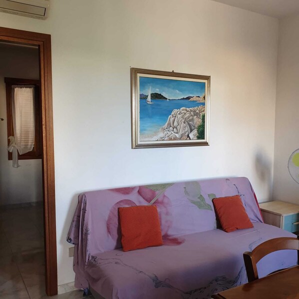 1 bedroom, iron/ironing board, free WiFi