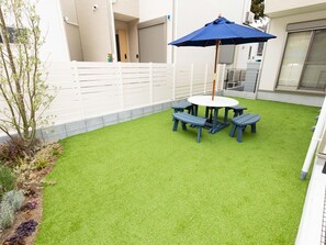 屋外ダイニングエリア