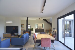 Interior - Beautiful house with heated infinity pool overlooking Barjac (Barjac)