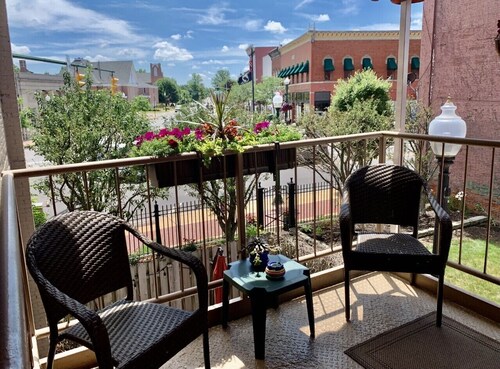 Wineries, Lake & Spire - Munger Lofts Boutique