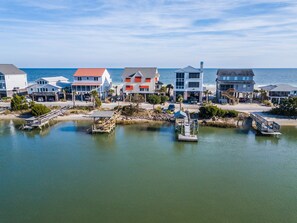 Exterior - By Grace Ocean Front 6 bedroom home on Pawleys Island! (Pawleys Island)