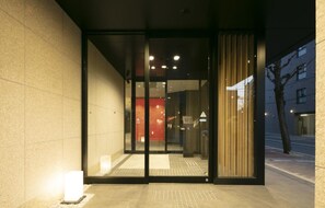 Exterior detail - Single room nonsmoking plan with basic breakfast / Kyoto Kyōto (Kyoto)