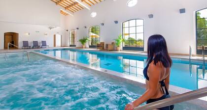 4 BEDROOM VILLA - PRIVATE POOL AND GARDEN (N°348)