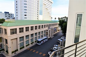 Exterior - Plaza Residence Jomtien Beach - Large Studio Condo (Pattaya)