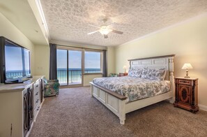 3 bedrooms, Internet, bed sheets, wheelchair access