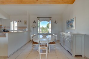 Dining - 3-BEDROOM APARTMENT WITH TERRACE (N°524) (La Motte)