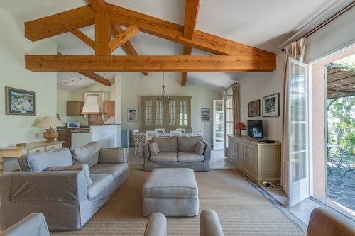 3-BEDROOM TOWNHOUSE WITH GARDEN (N°501)