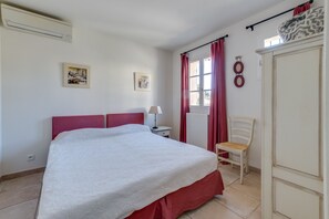 3 habitaciones y caja de seguridad en la habitación 