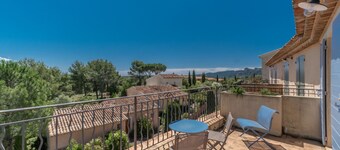 3 BEDROOM TOWNHOUSE WITH GARDEN (N°528)